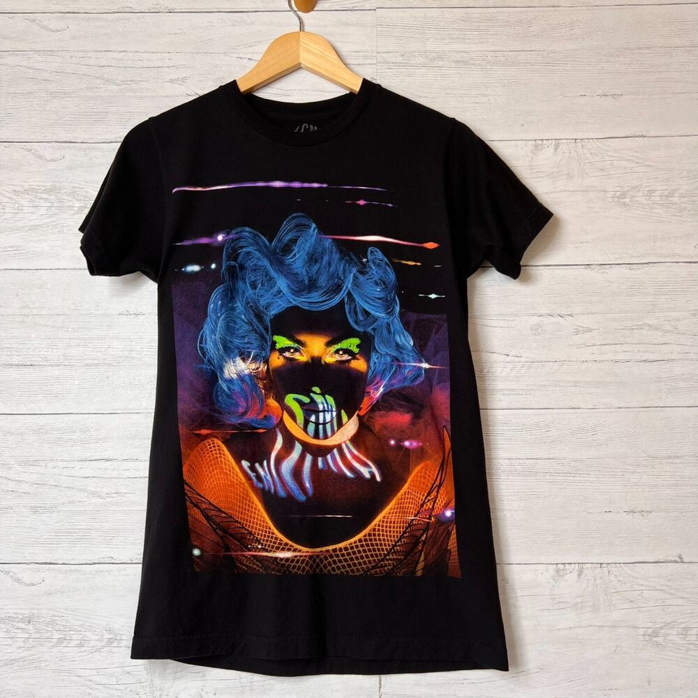 Lady Gaga Band Tee Womens SZ Small Enigma Las Vegas Residency 100% Cotton Music